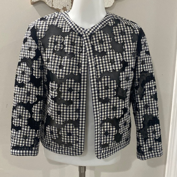 Anne Klein Jackets & Blazers - NWT!‎ Anne Klein Floral Appliqué Jacket
